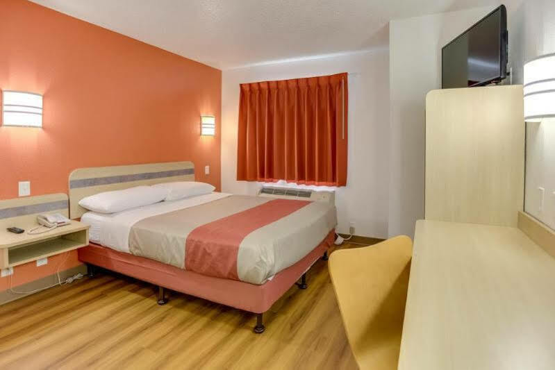 Motel 6 Houston, Tx Εξωτερικό φωτογραφία